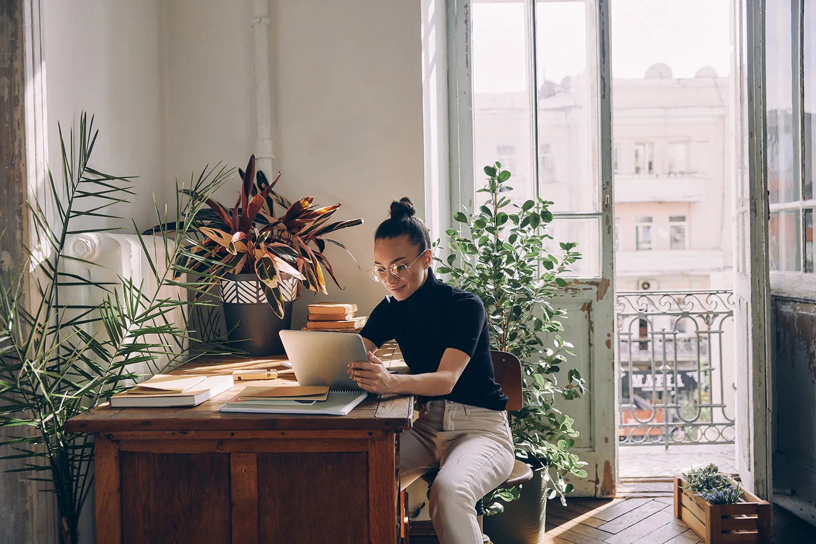 The 5 Resources Every New STR Host Should Create First